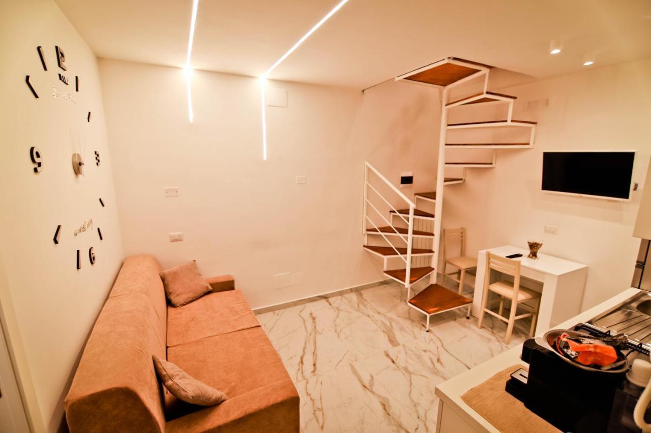 Casa Vacanze Mergellina 84 Chiaia, Stadio Maradona Lungomarecaracciolo Napoli Ngoại thất bức ảnh